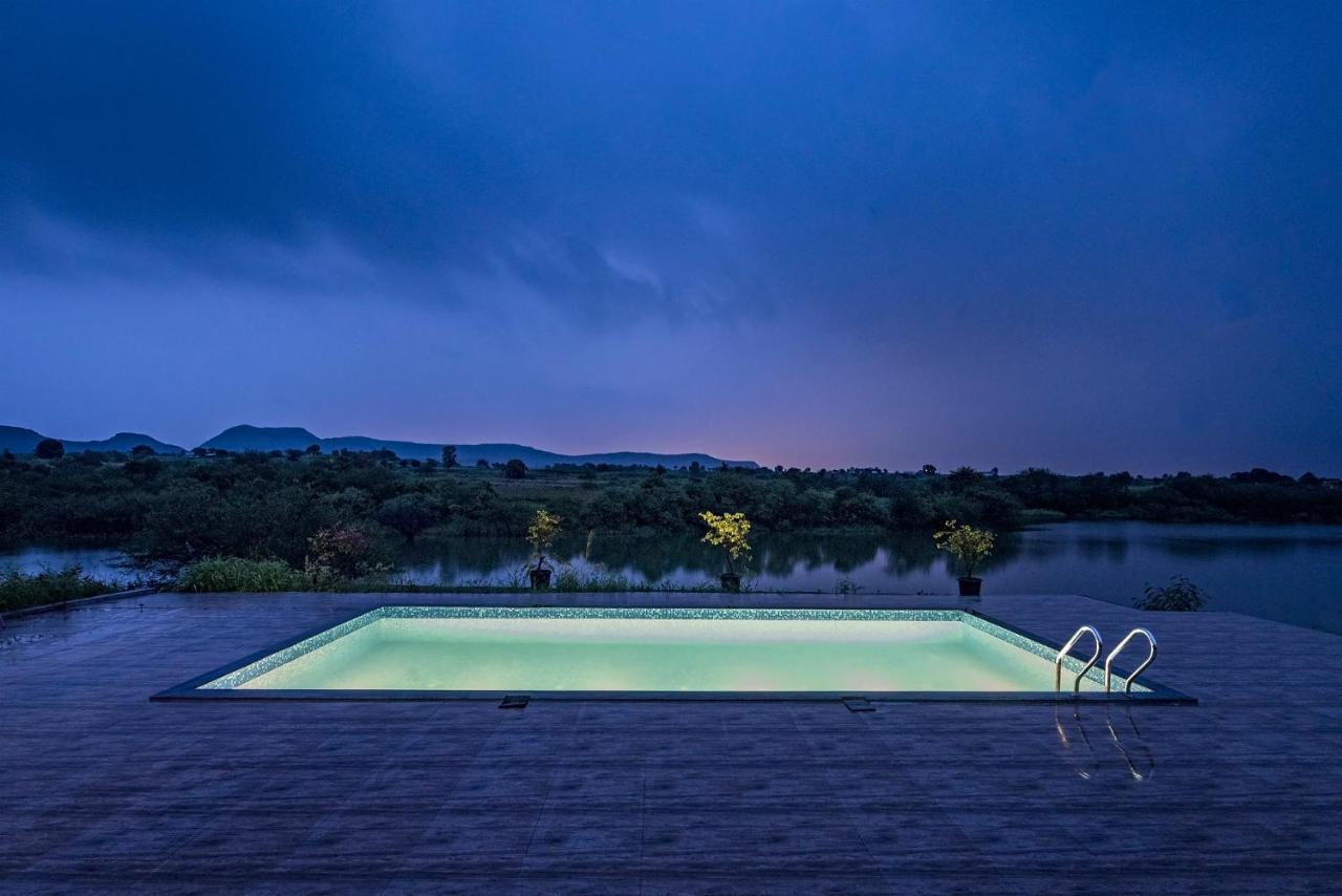 Saffronstays Rose Vineyard By The Lake, Nášik Exteriér fotografie